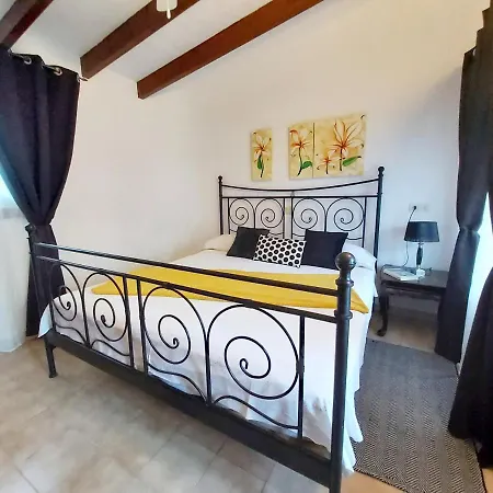 Entre Mar Y Montana. Bed and breakfast *