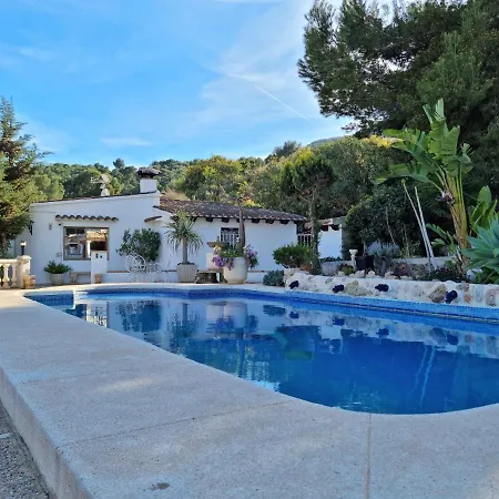 Bed and breakfast Entre Mar Y Montana. Calpe